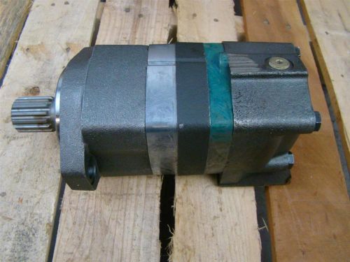 Char-lynn hydraulic motor 1.24&#034; shaft - 03105 for sale