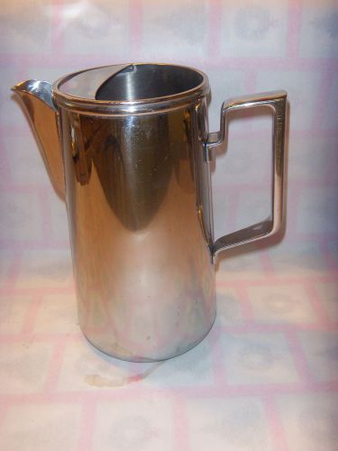 JD Heavy Stainless Steel Restaurant Catering Pitcher w/Ice Retainer 64OZ