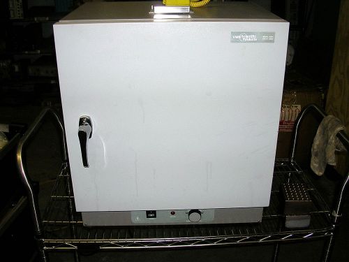 Vwr model 1305u convection oven for sale