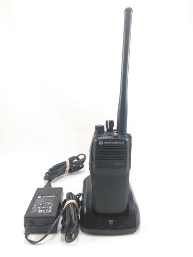 Motorola MOTOTRBO XPR 6350 Portable Radio UHF AAH55JDC9LA1AN