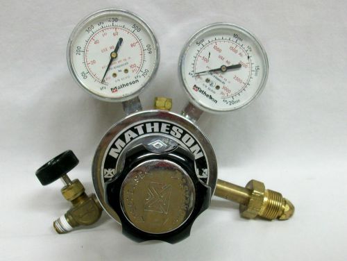 Matheson model 8-580 air gas pressure regulator w/duel gauges in excellent cond. for sale