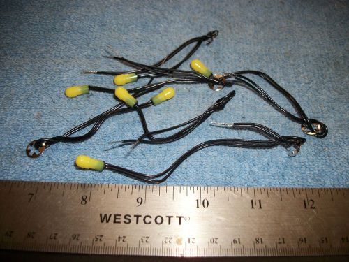 LOT OF SMALL YELLOW 5-6V INDICATORS WITH RETAINING CLIP- WITH 6&#034; LEADS! A S