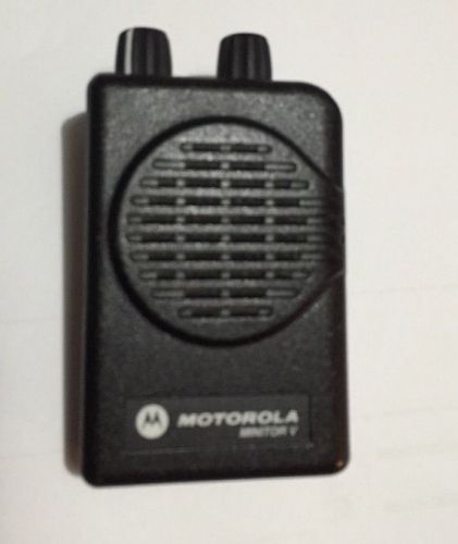 Used motorola minitor v (5) uhf pager - 2 channel - 457.0125-461.9875 for sale