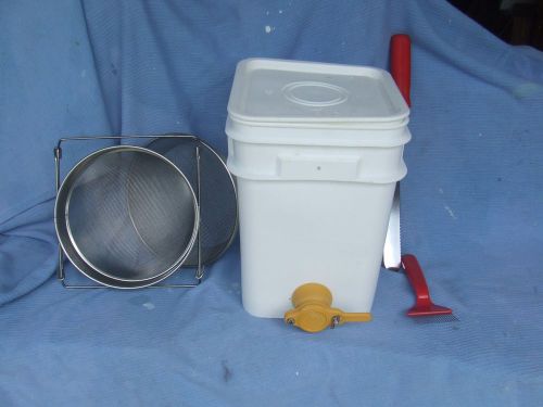 Honey bottling tank, uncapping knife, scratcher and stainless double strainer for sale