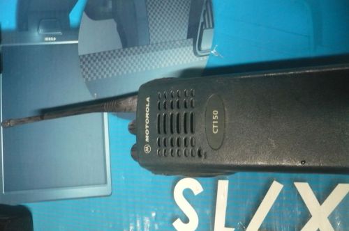 v  MOTOROLA CT150  PORTABLE RADIO (USED)    untested