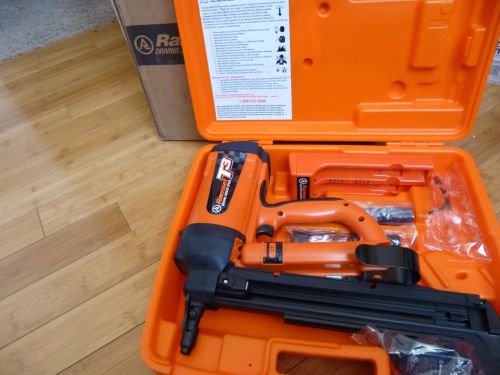 Ramset t3 mag cordless nailer kit itw t3mag gas tool brand new in box for sale