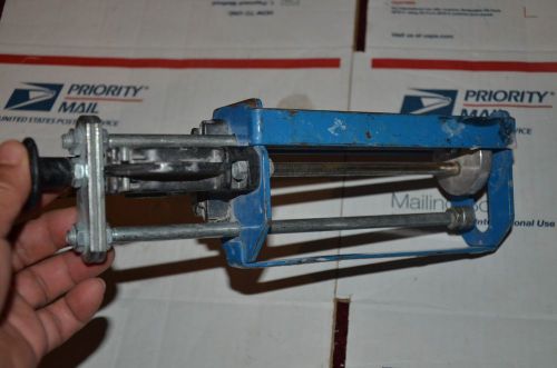 Cox dispenser applicator gun no.2042736 for sale