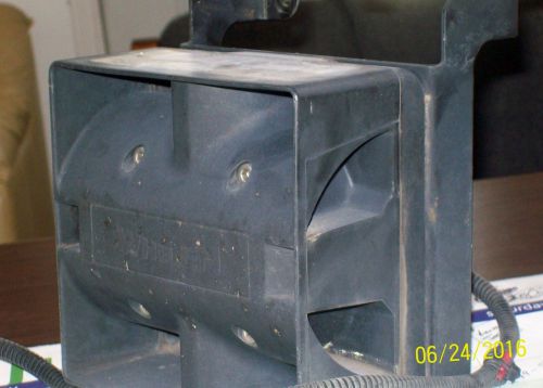 USED Whelen SA314 Siren Speaker 100 Watt WITH MOUNTING BRACKET