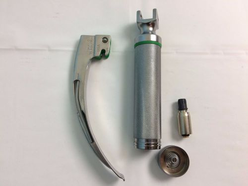 Welch Allyn Laryngoscope and Blade EMAC 4 Works Great with BONUS BLADES (no pic)