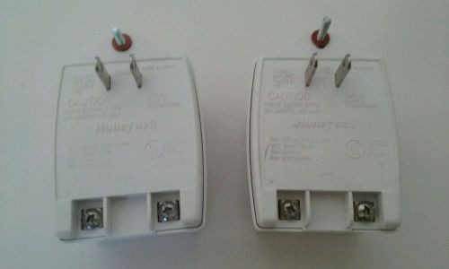 Lot of 2 honeywell at20b1056 class 2 transformer *new in a box * for sale
