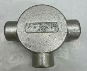 Eaton Crouse-Hinds GUAT260 3/4&#034; Outlet Box with 3&#034; Cover Opening - New