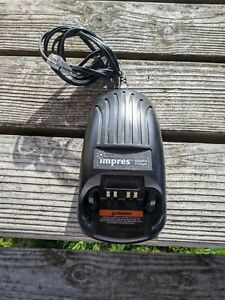 Motorola Impres WPLN4114AR Single Unit Adaptive Battery Charger