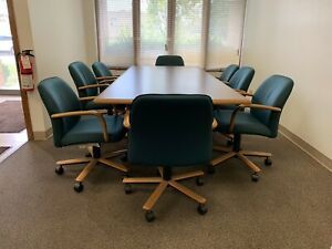 Beautiful Classic Conference Table and  8 Gunlocke Chairs with Swivel Tilt