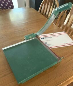 Vintage Premier Photo Materials Co. Guillotine style 16&#034; x 16&#034; Paper Cutter