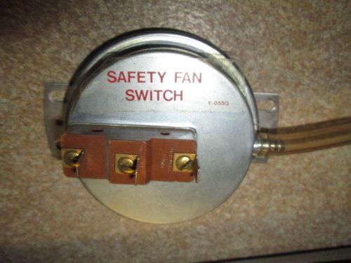 Honeywell / liebert corp. fan safety switch fp4022 1/2 psi 15a 15 a amp 277 vac for sale