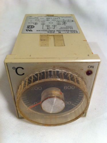 Omron E5C2-R20K 120 Vac 0-800C Temperature Controller 8 Pin K Type