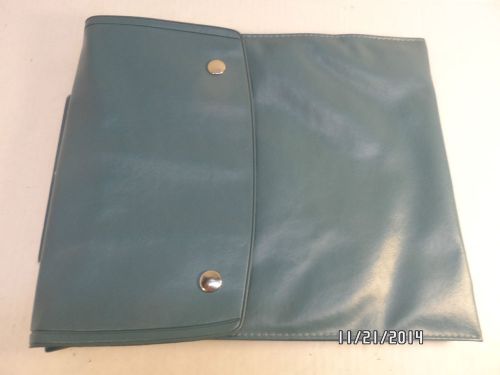 Tektronix accessory pouch and mounting plate for 2445(all), 2465(all), 2467(all)