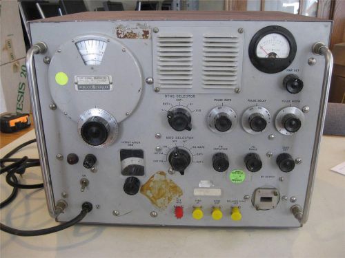 Hewlett Packard HP Model 626A SHF Signal Generator (#4724)