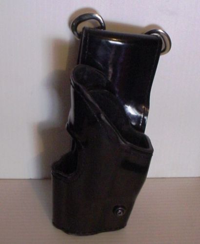 Safariland Duty Holster 295 MO L/H Glock 17 Used. Sam Browne strap loops