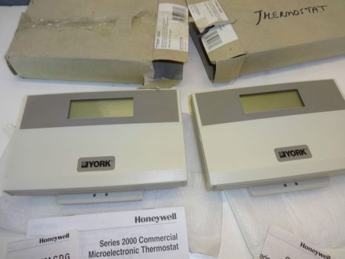 2 YORK Programmable Commercial Thermostats Series 2000 YORK 2ETO770010024