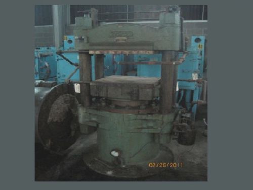 Pebsco item #006 318 ton eemco hydraulic press for sale