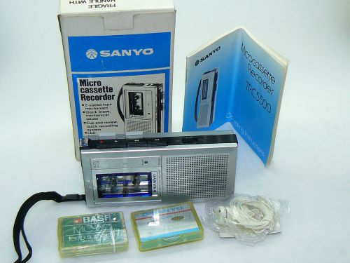 80&#039;s vintage Micro cassette recorder Sanyo TRC 5500  Dictaphone in box w manual