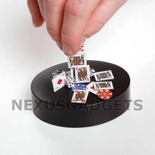 Office Desk MAGNETIC POKER SCULPTURE Chips Cards Dice Executive Art Building Toy