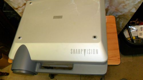 Sharp XG-E850U LCD Projector