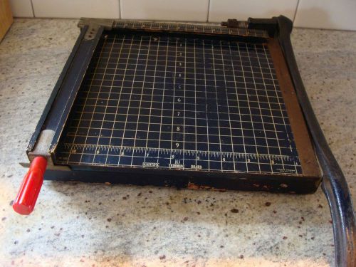 VINTAGE PAPER CUTTER Herbert George Scientific Trimming Board Bakeltie Handle