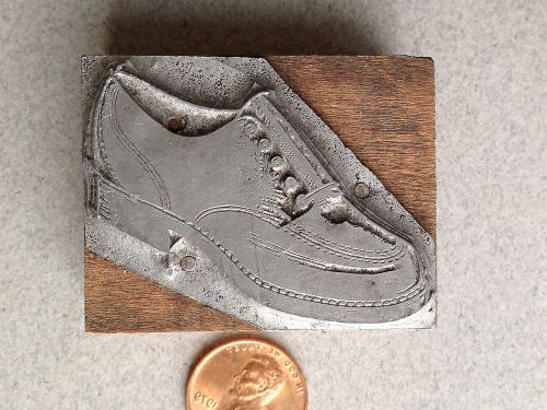 Vintage Letterpress Printing Block - Man’s Oxford Style Shoe With 5 Lace Holes