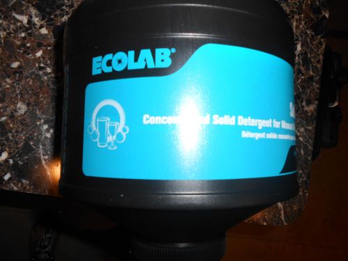 ECOLAB Solitare 5lb Concentrated Solid Detergent Manual Warewashing 1 Cartridge
