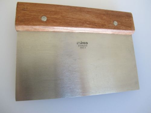 &#034;new&#034; winco dsc-3 silver 6&#034; x 3&#034; dough scraper w/ wooden handle for sale