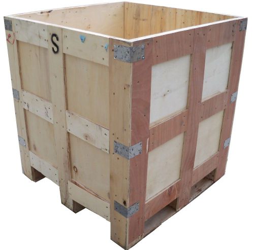Exportable wooden shipping container, box, wood crate, forklift, pallet jack use for sale