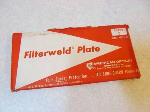 American Optical Filterweld Welding Shield Plate Shade 5 LOT of 2 Pc 4-1/4&#034; x 2&#034;