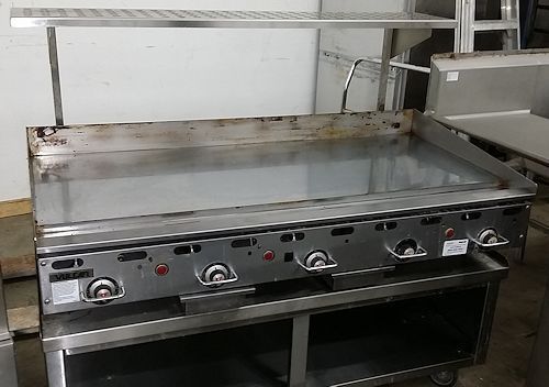 2012 vulcan 60&#034; gas flat top griddle grill w/chrome grill &amp; s/s stand nice for sale