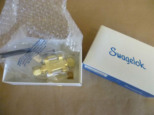 Swagelok # b-63ts8-sc11 , 1/2&#034; brass 3-piece 60 series ball valve, tube fitting for sale