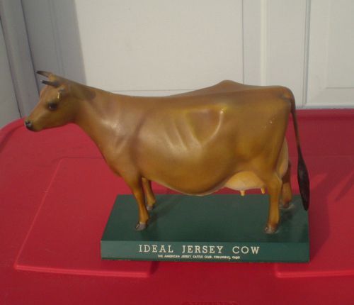 Vintage &#034;Ideal Jersey Cow&#034; Model &#034;The American Jersey Cattle Club Columbus Ohio&#034;