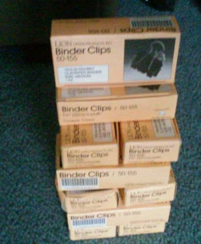 One dozen binder clips