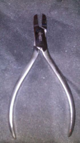 2 WIRE BENDING FORCEPS WITH BUTTERFLY TIP