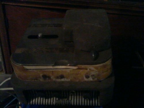 Gray Audograph Model BIC-4 Dictation Transcriber Phonograph Disc Recorder