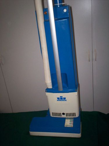 Business industrial cleaning vacuum windsor versamatic vse 1-3  gently used l@@k for sale