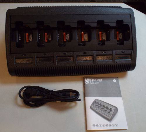 Motorola Multi-Unit Charger New In Box 3171MKI010GRN  NNTN8355A With Power Cord