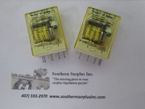 (2) *new* idec ry2s-u power relay 8 pin 24v dc plug in rys2u 8-blade for sale