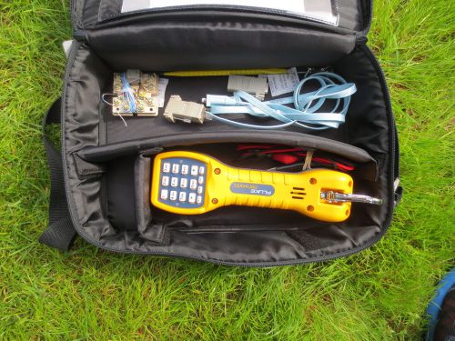 Fluke Networks TS30 Test Set with case clamps manuals great condition
