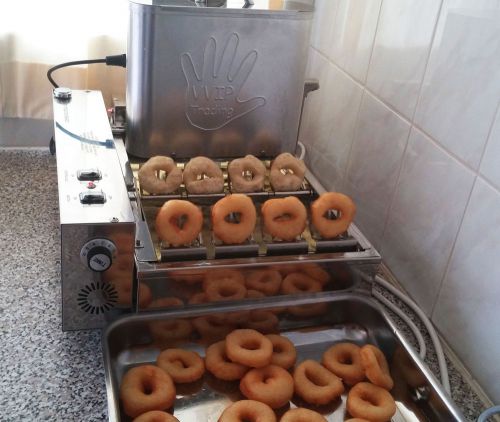 **570 d/hour fully automatic professional mini donut machine eu made, commercial for sale