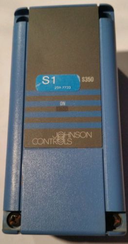2-Johnson Controls.   S1  - S350 - Temperature Control Module ,S2-S350 CONTROLS.