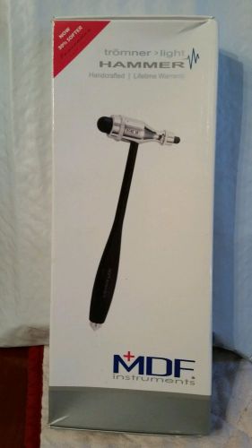 Tromner Neurological Reflex Hammer with built-in brush,Light Handle (Stainless)