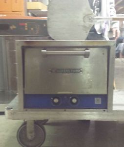 Bakers Pride Model Commercial Counter-Top Pizza Oven