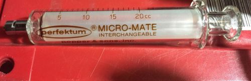 Perfektum Micro-Mate Metal Luer Tip 20cc Syringe by Popper &amp; Sons