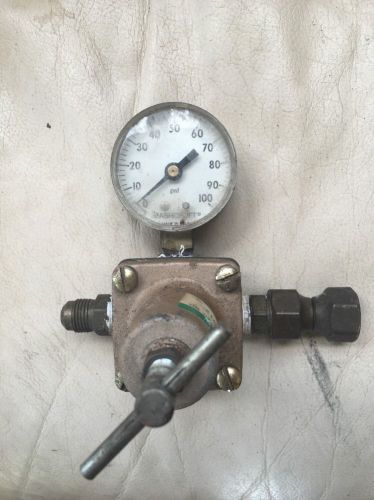 Watts Regulator with Ashcroft 0-100psi gauge